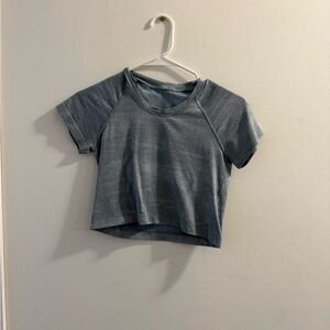 Lululemon cropped swiftly